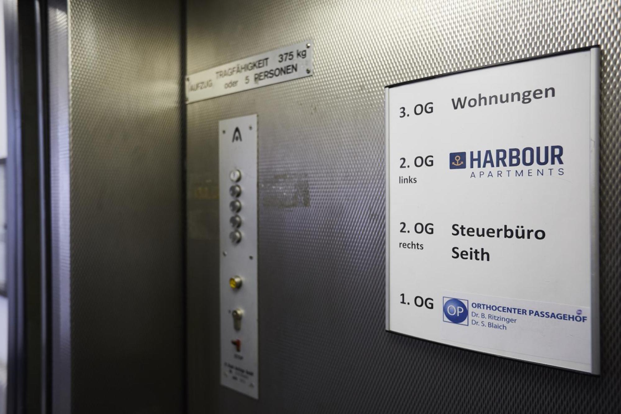Harbour Apartments Karlsruhe Luaran gambar